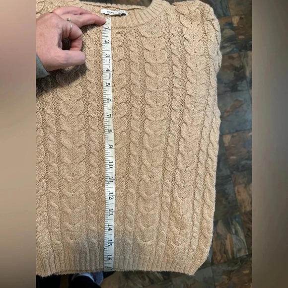 American Eagle women’s sweater long sleeve - Picture 6 of 7